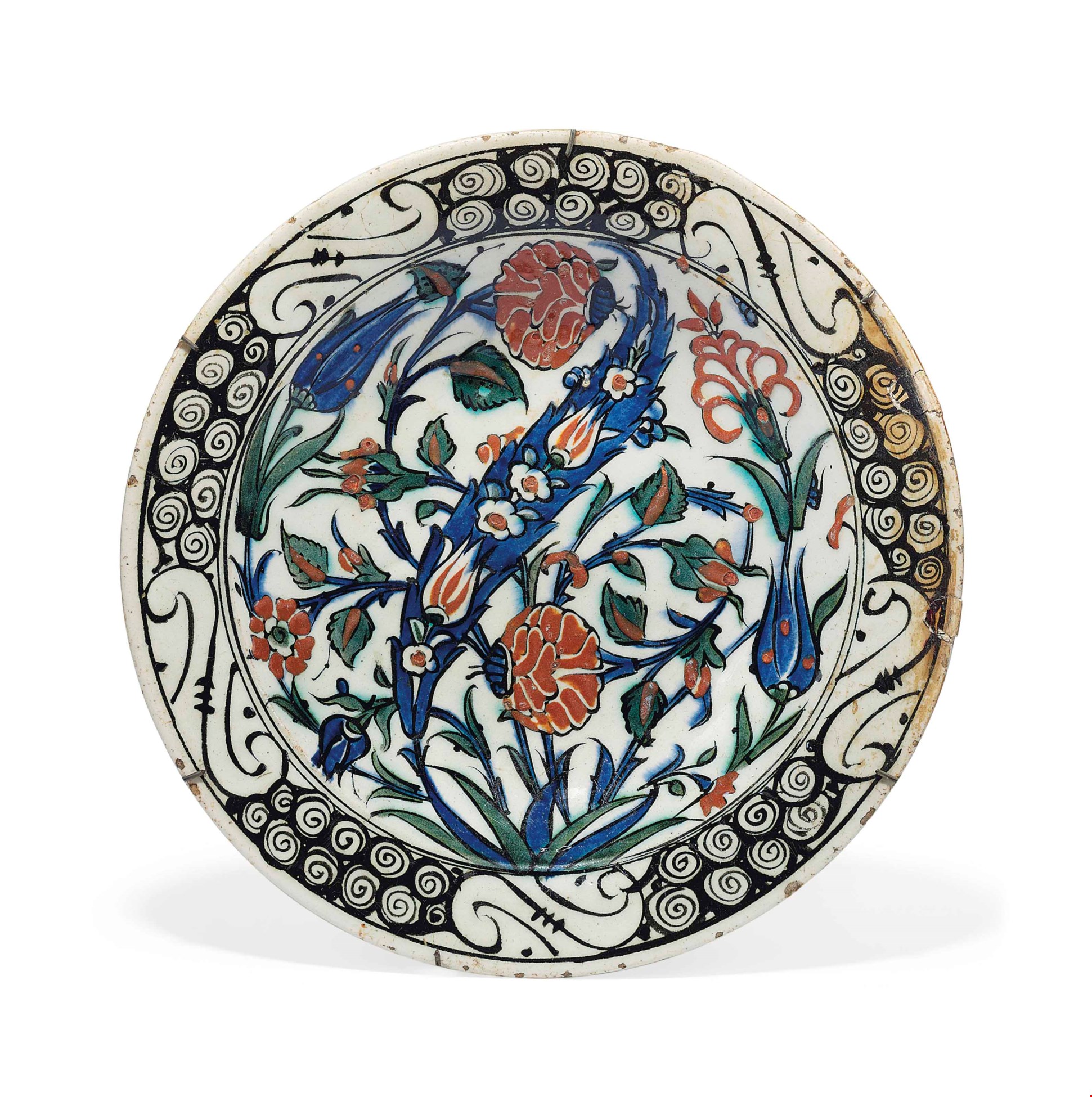 AN IZNIK POTTERY DISH