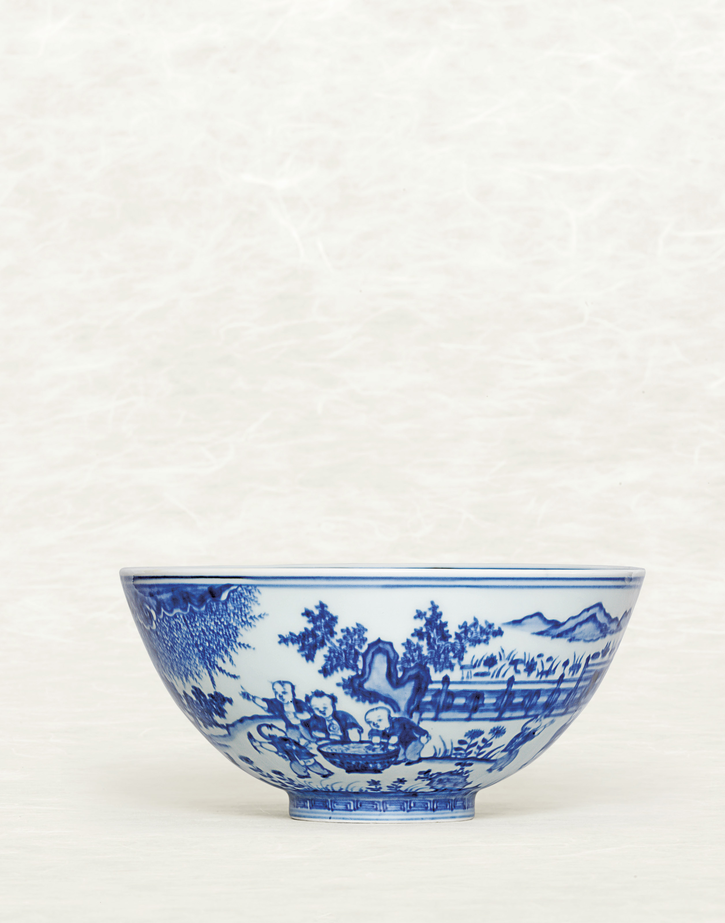 明成化青花十六子嬰戲圖盌, CHENGHUA PERIOD (1465-1487) | Christie's