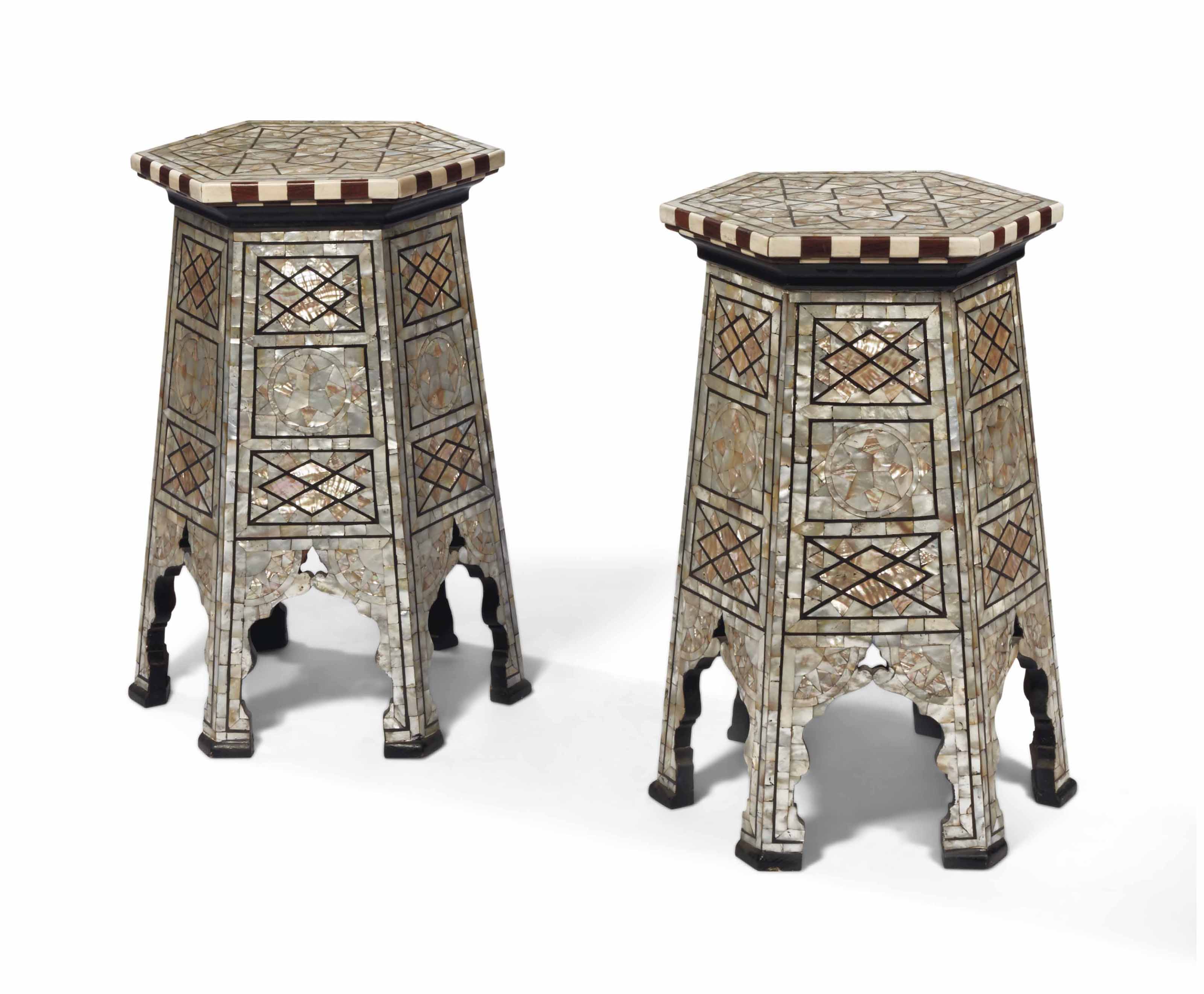 Guéridon Ottoman Marqueterie Nacre XIXe - Art D'Orient, Plateau à Restaurer