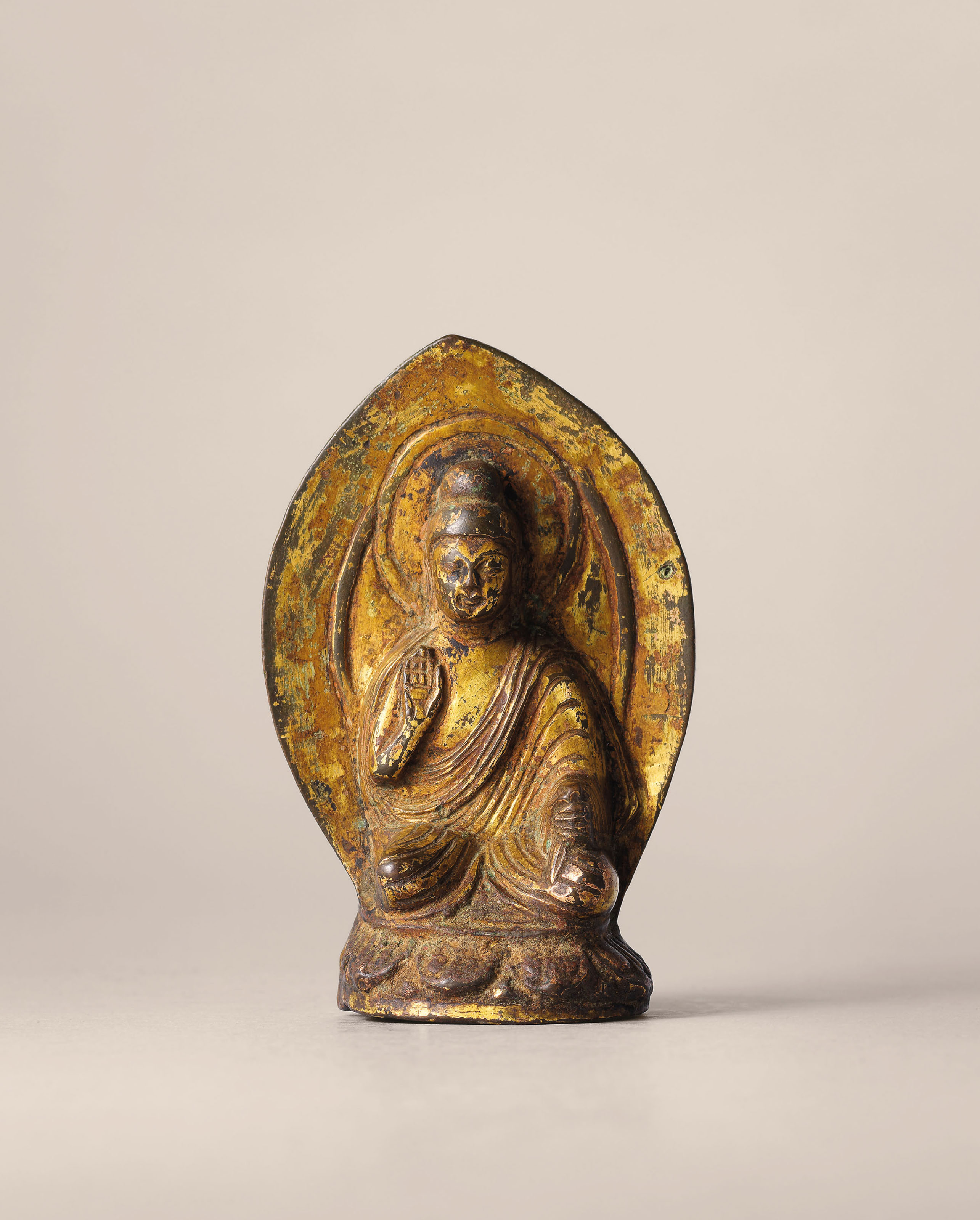 隋鎏金銅菩薩立像, SUI DYNASTY (581-618) | Christie's