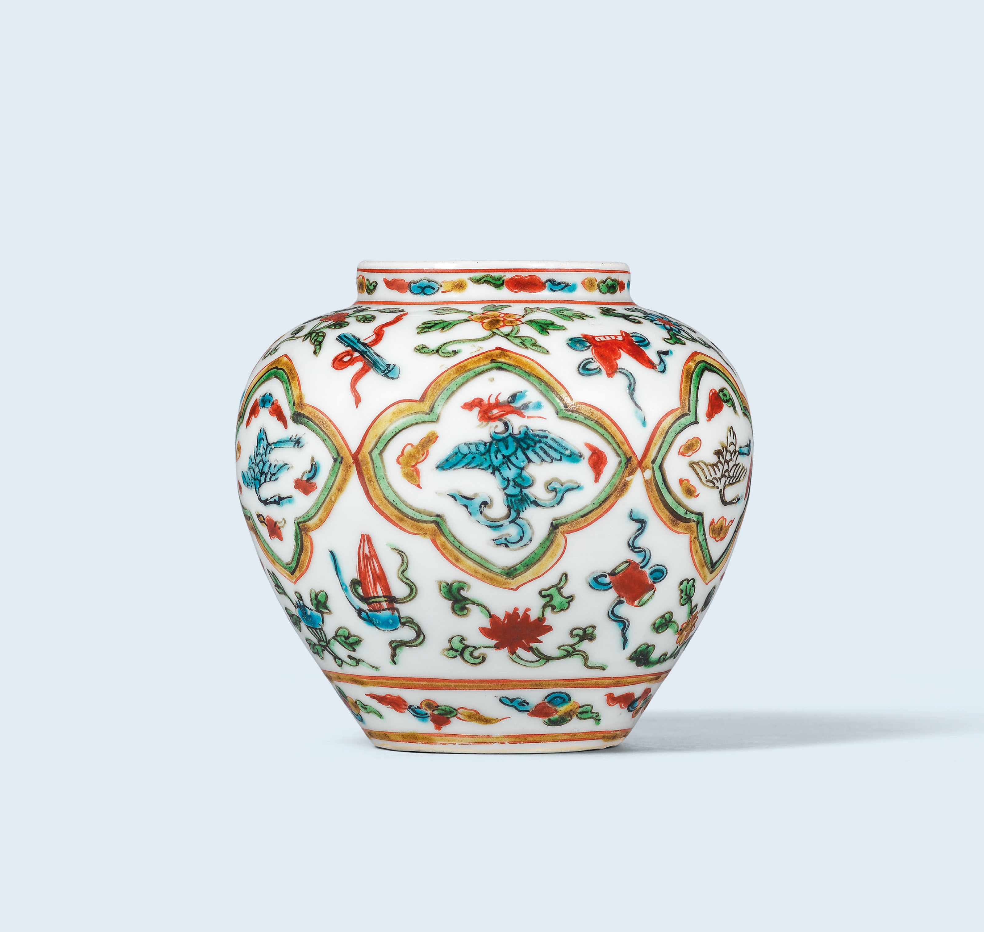 明宣德青花纏枝蓮紋盤六字楷書橫款, XUANDE SIX-CHARACTER MARK