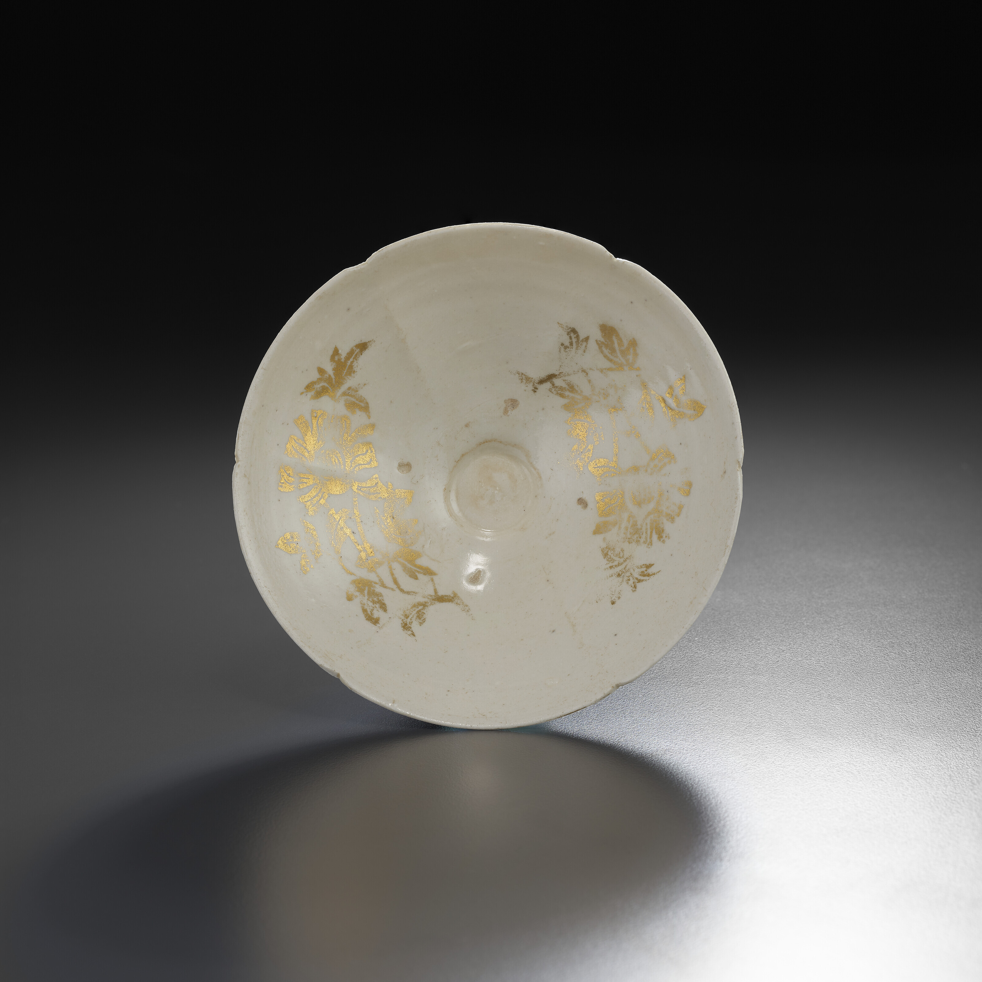 南宋龍泉窯青釉大魚龍耳瓶, SOUTHERN SONG DYNASTY (1127-1279