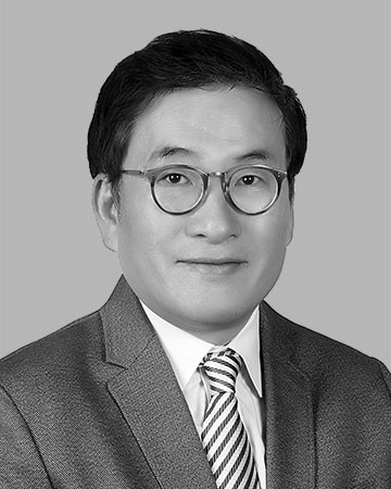 Hak Jun Lee